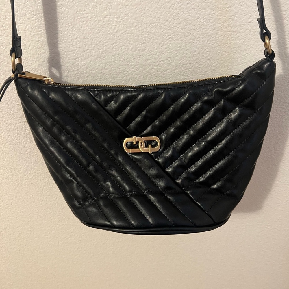 Time and Tru Black Quilted Shoulder Bag